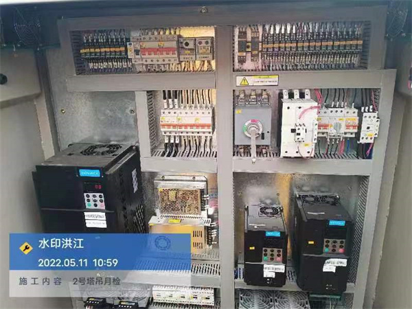 水映洪江項(xiàng)目-塔吊、電梯月檢